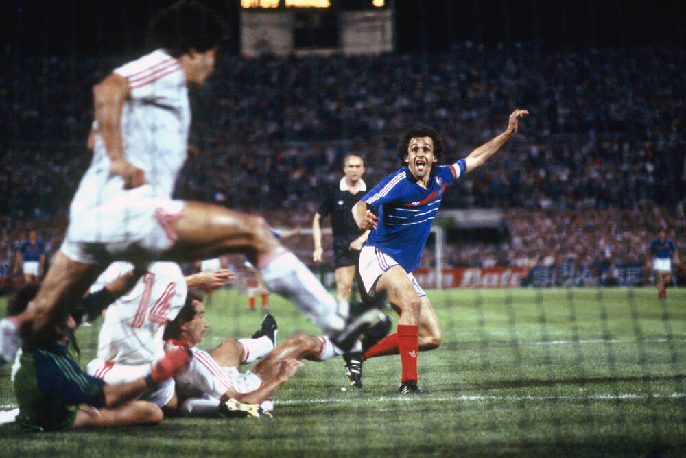 MAILLOTS DE FOOTBALL VINTAGE DES ANNÉES 80