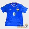 Vue avant complète du maillot France 2024 avec logo Nike, coq FFF 